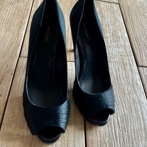 White House/ Black Market black heels